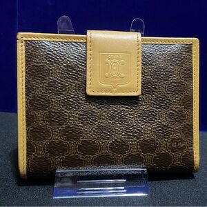🔥FIRM ~ CELINE ~ Vintage ~ Macadam ~ Kisslock Bifold 🤎🐴🤎